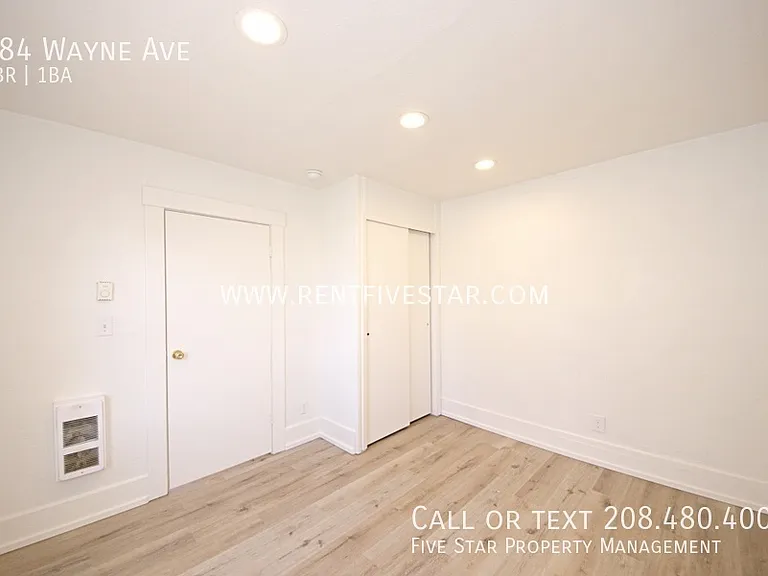 284 Wayne Ave — Photo 6