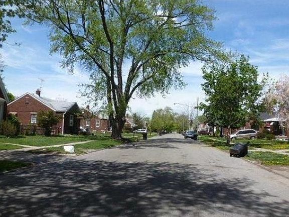 3rd image of 6303 Abington Ave