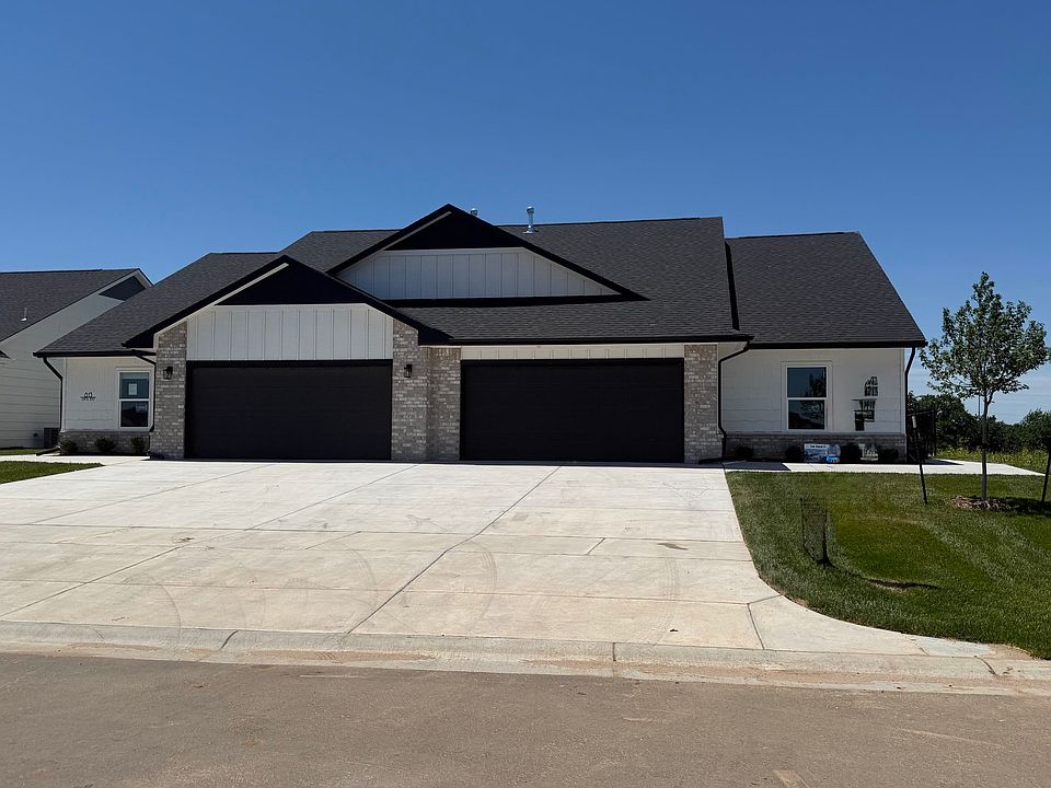 1st image of 813 N Rainbow Lake Ter Suite 200