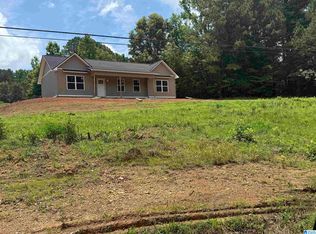 1282 Robin Hill Rd, Oneonta, AL 35121