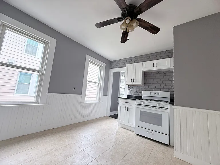 99 Westfield Ave #1 — Photo 14