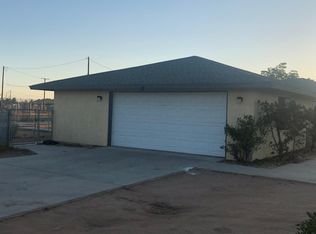 21195 Thunderbird Rd, Apple Valley, CA 92307