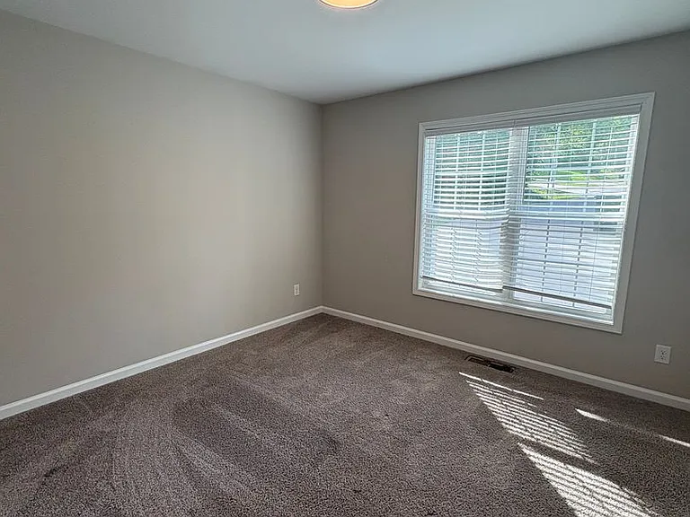 6 Meadowview Ave SW — Photo 11