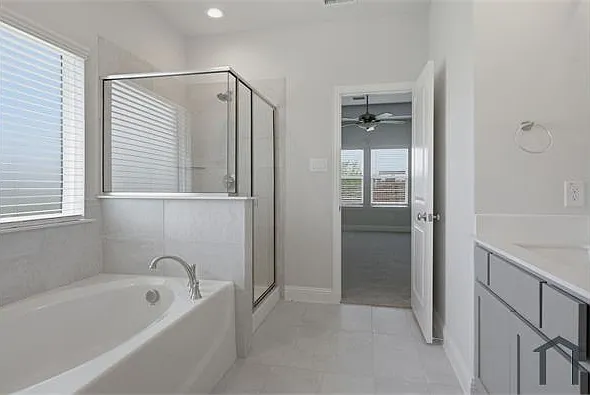 1224 Redcoat Dr — Photo 25