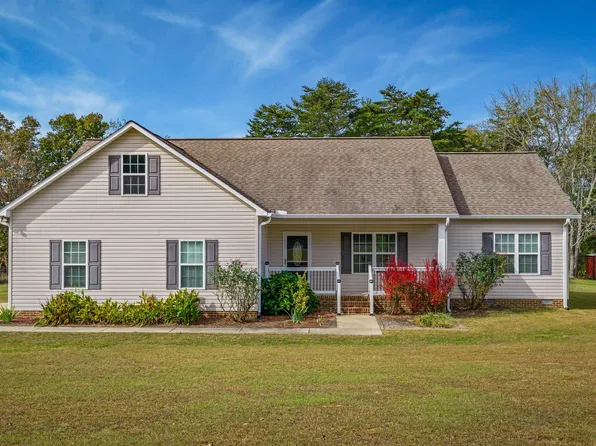 23 Micheal Cir, Fort Payne, AL 35967