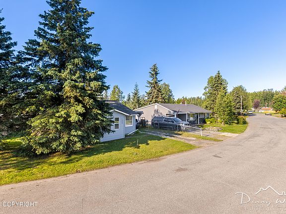 2nd image of 6004 Miley Dr