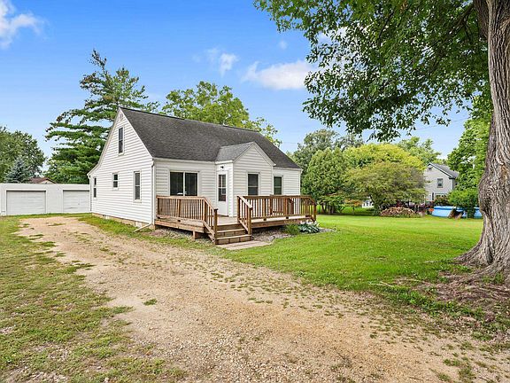 2nd image of 6281 Portage Rd