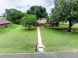 324 Peachtree St, Fairfield, TX 75840