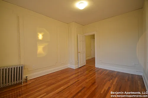 1800 Commonwealth Ave Photo 1