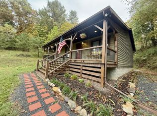 206 Pete Amos Rd, Lindside, WV 24951