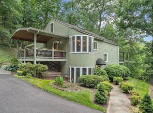 3130 McVitty Rd, Roanoke, VA 24018