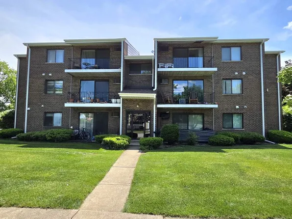 7325 W Tiffany Dr, Orland Park, IL 60462