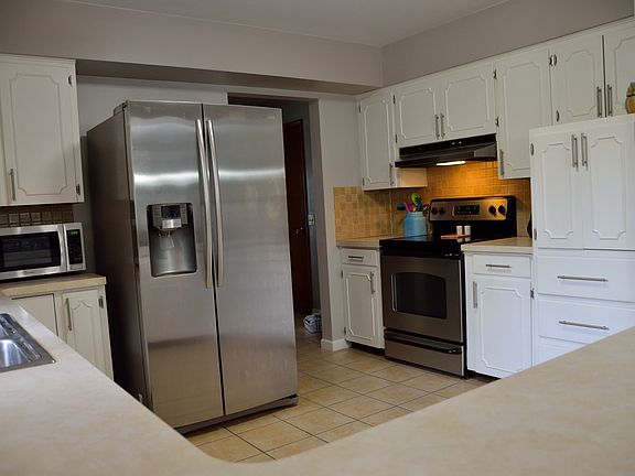 2nd image of 7645 Julie Dr