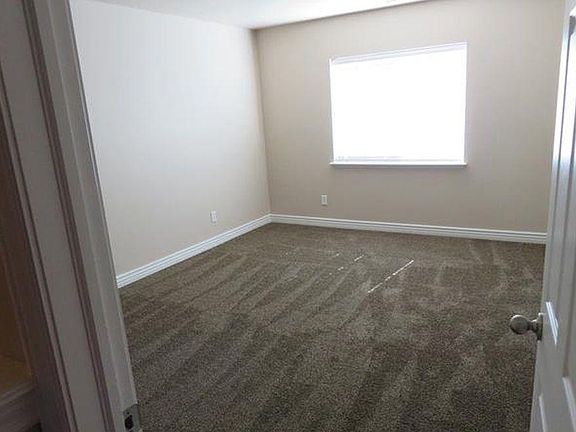 4th image of 87602 N Belmont Dr