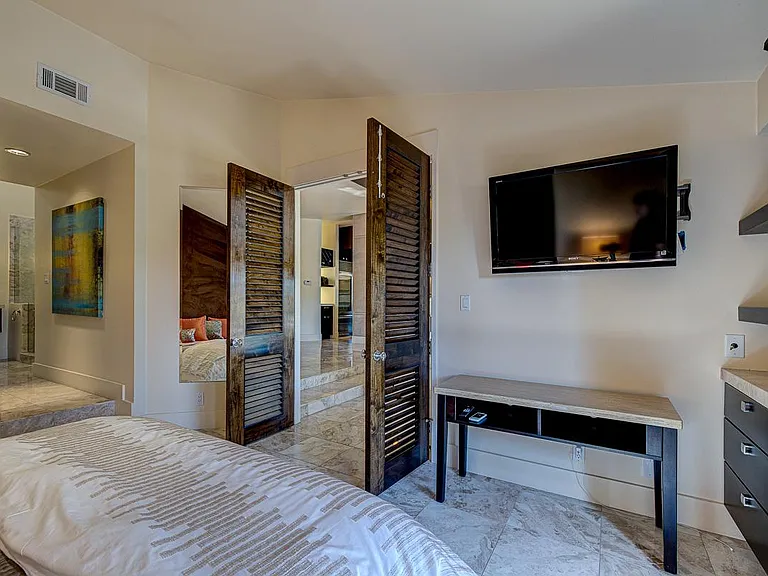 7277 Mission Hills Dr — Photo 21