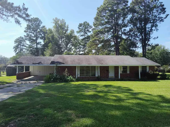 422 Lakeside Ave, Camden, AR 71701