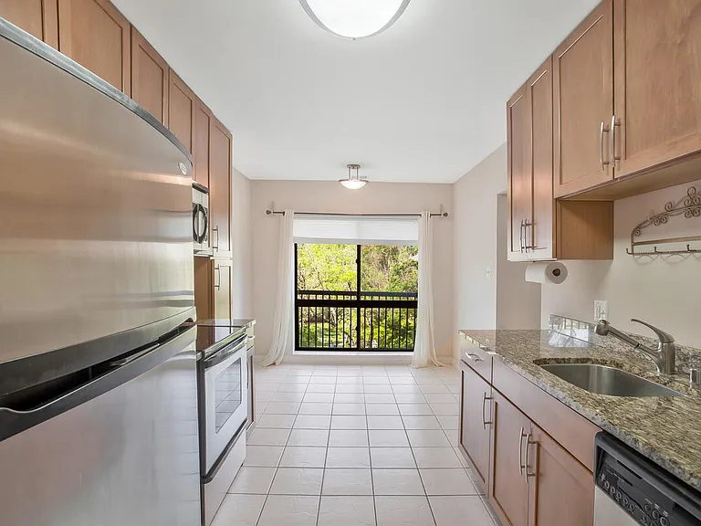 Kitchen and eat-in area