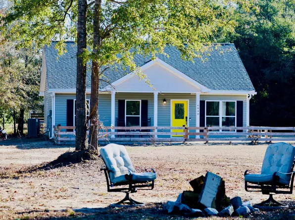 6040 Elizabeth Washington Ln, Ravenel, SC 29470