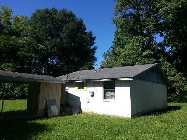 2nd image of 139 Butler Ln