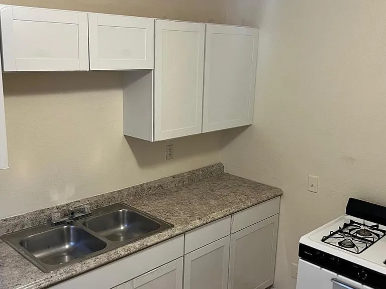 627 Chama St SE #1 — Photo 1