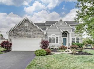 6194 Parkmeadow Ln, Hilliard, OH 43026