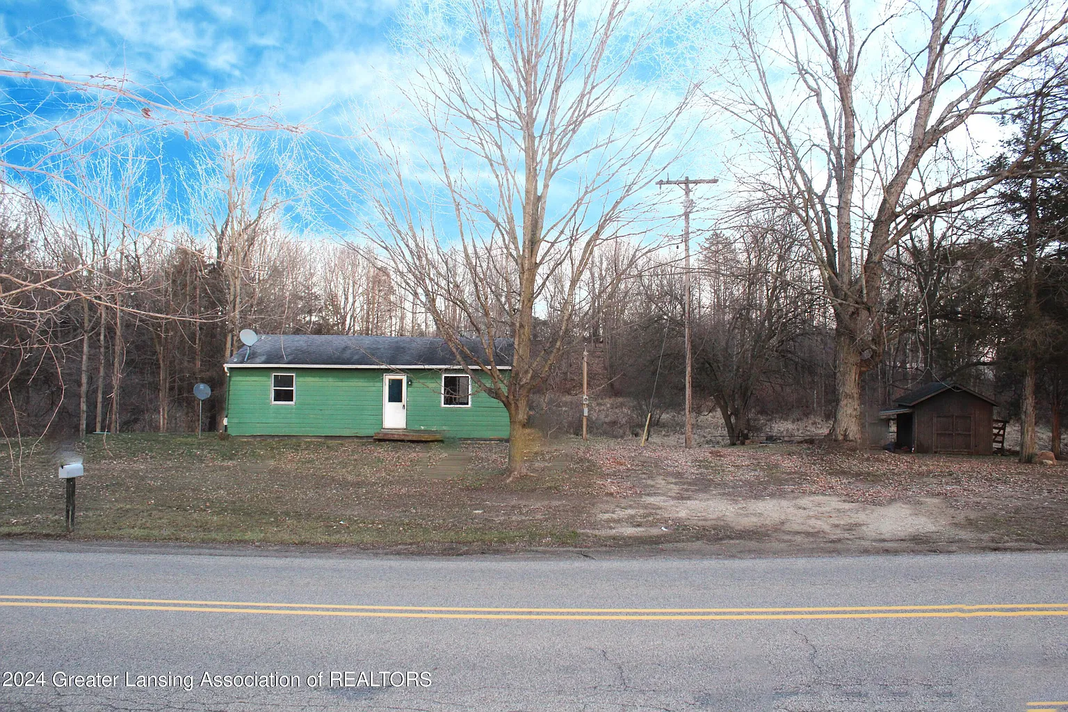 355 S Ionia Rd photo 1