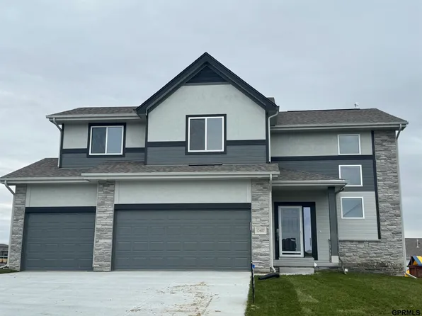 12607 Schirra St, Omaha, NE 68138