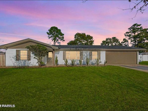 208 Foreman Dr, Lafayette, LA 70506