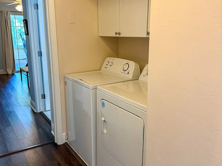 2728 SW 14th Dr — Photo 28