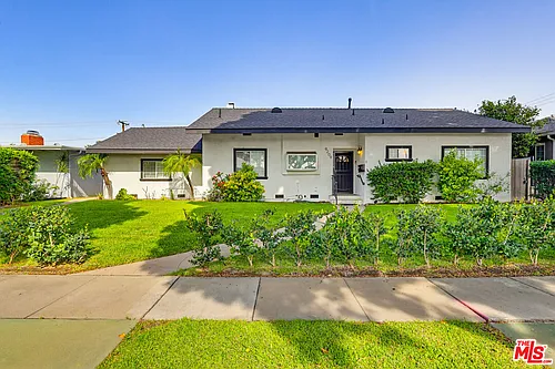 9209 Paramount Blvd Photo 1