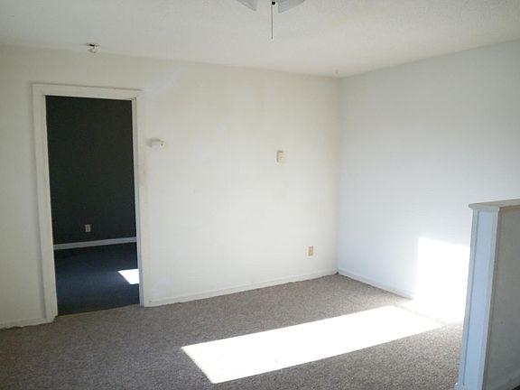 2nd image of 177 Carimona St #5