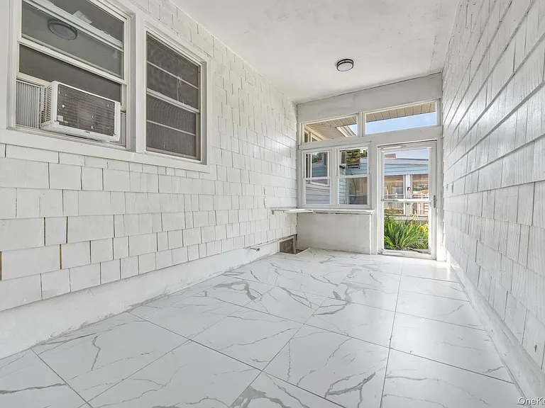 168 Lenox Ave — Photo 13