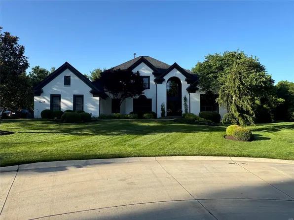 17714 Littleleaf Ct, Chesterfield, MO 63005