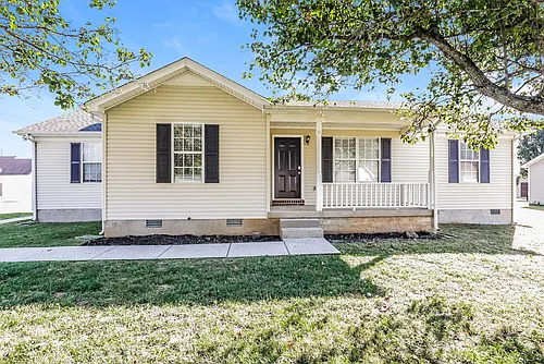 2826 Henderson Ln Photo 1