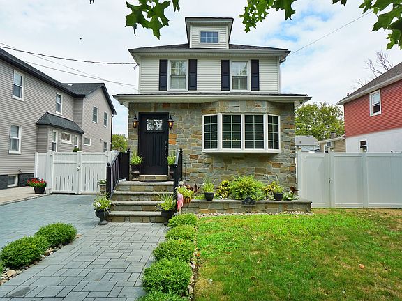 2nd image of 15 Bryant Ave
