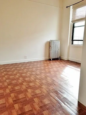 Rented by Azure Realty NY LLC | media 19