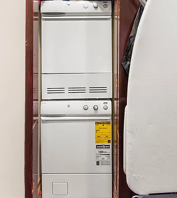 Rented by Kahen Properties | media 36