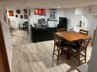 1438 Salisbury Rd, Allentown, PA 18103