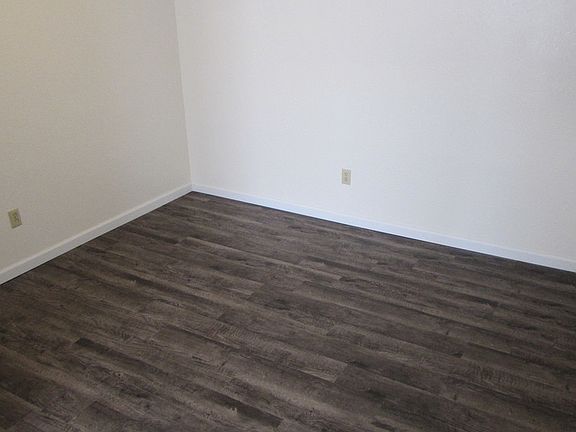 4th image of 1930 Delwin St APT 2