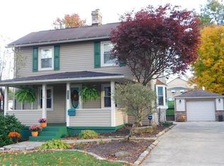 1516 Renton Rd, Pittsburgh, PA 15239