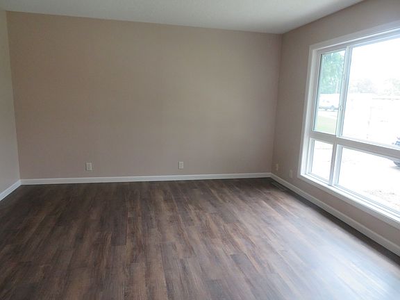 3rd image of 4348 W Capital Ave