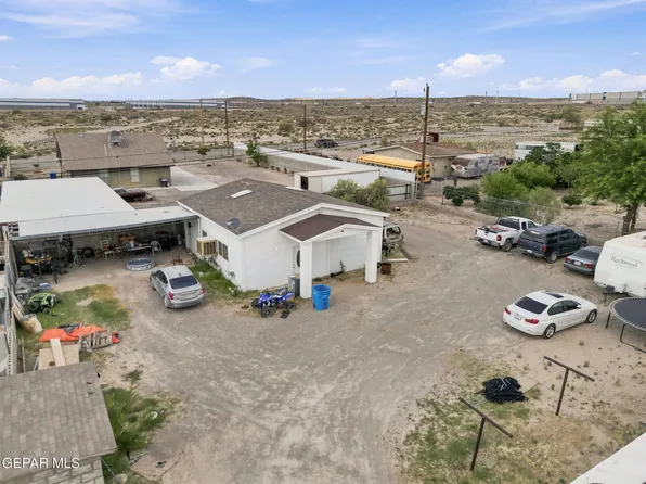 1581 Wolsey Dr, Clint, TX 79836