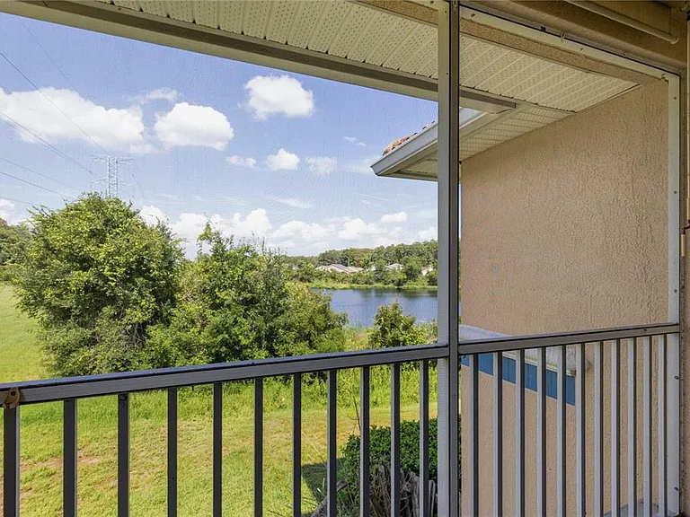 522 Villa Del Sol Cir #201 — Photo 19
