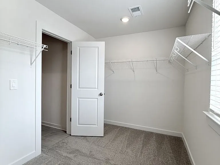 2372 Woodmeadow Dr — Photo 41