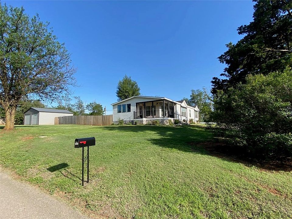 705 S Phillips Ave, Leedey, OK 73654 Zillow