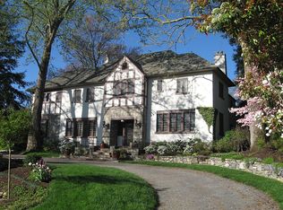 138 W Avon Pkwy, Asheville, NC 28804