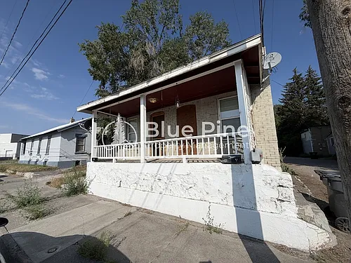560 Oneida Ave #1 Photo 1 560 Oneida Ave #1 Photo 1
