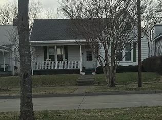 825 N Elm St, Henderson, KY 42420