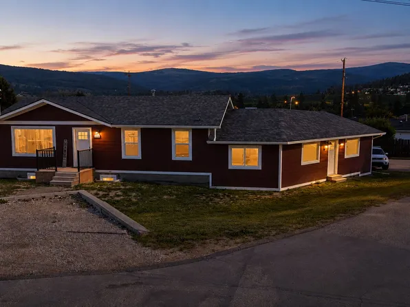 1559 Duncan Ct, Kelowna, BC V1P 1L2