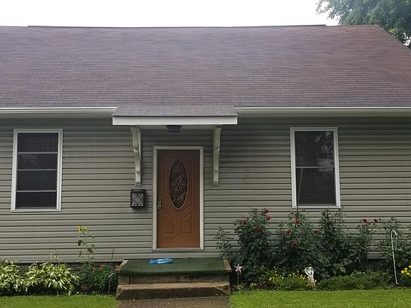 3rd image of 426/428 E Mahoning St